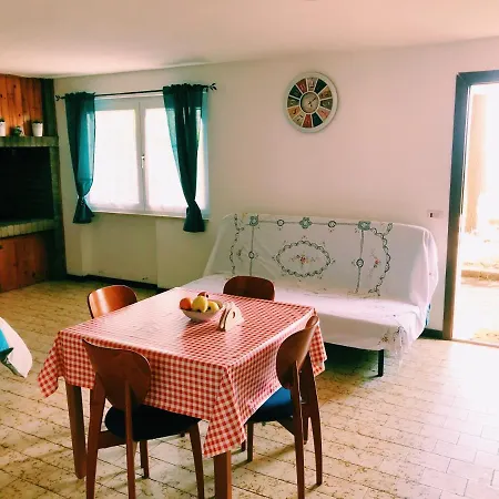 Charming Place With A Fireplace Nearby Saturnia Apartment *